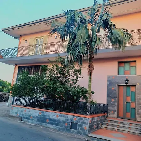 Casaetnamarty Holiday home Acireale